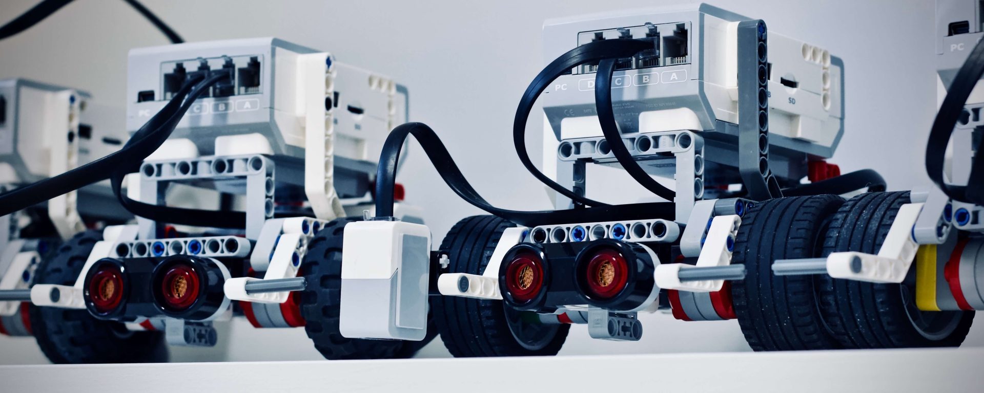 CNC vs Robotics: What’s the Difference?